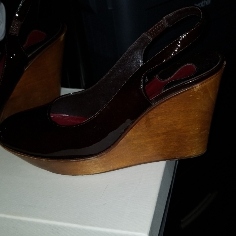 💯 authentic chloe wedge heel, slightly worn